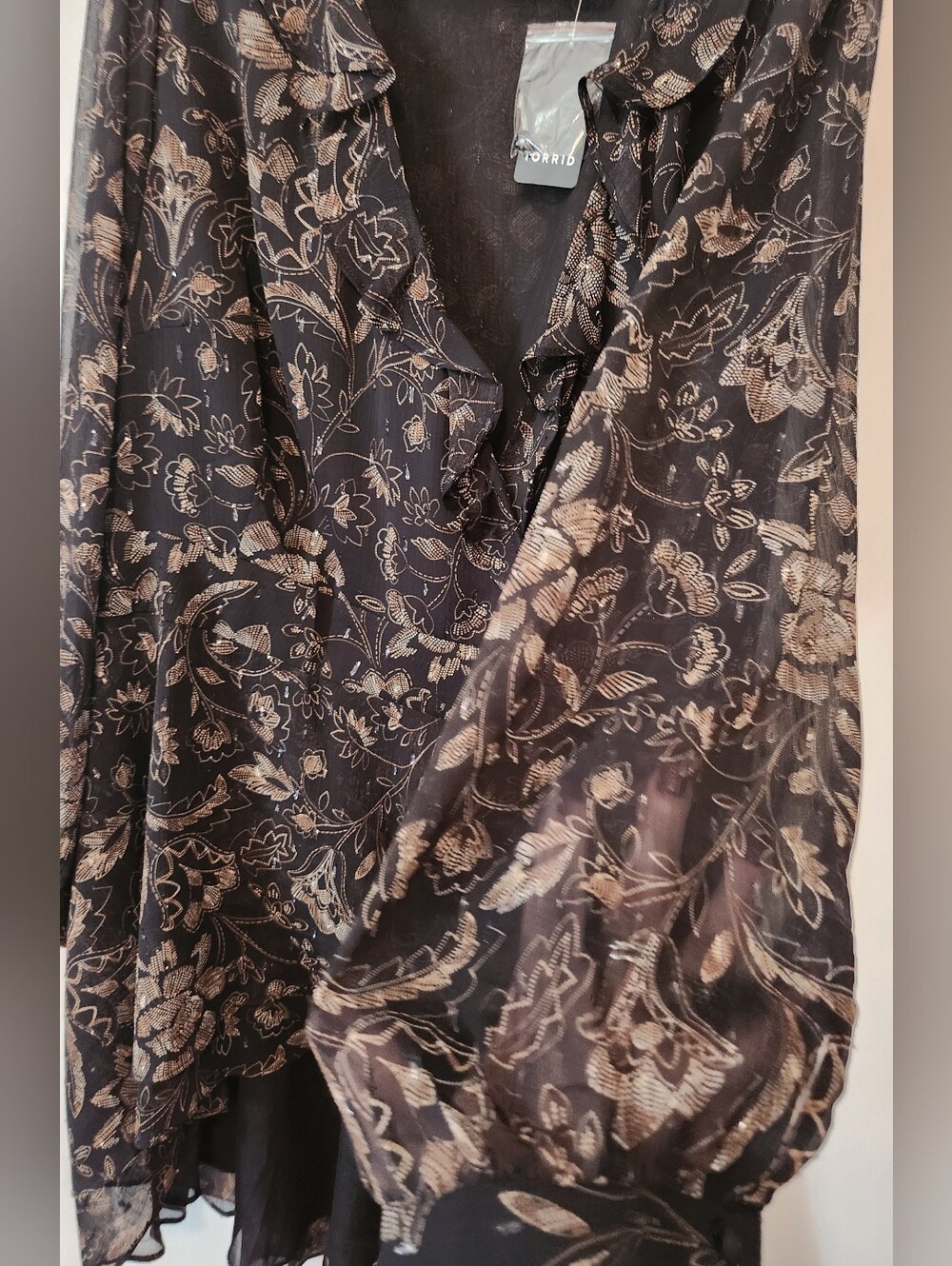 Torrid Black & Gold Sparkly Floral Long-Sleeve Chiffon Blouse Long Size 3x NWT - Picture 7 of 10